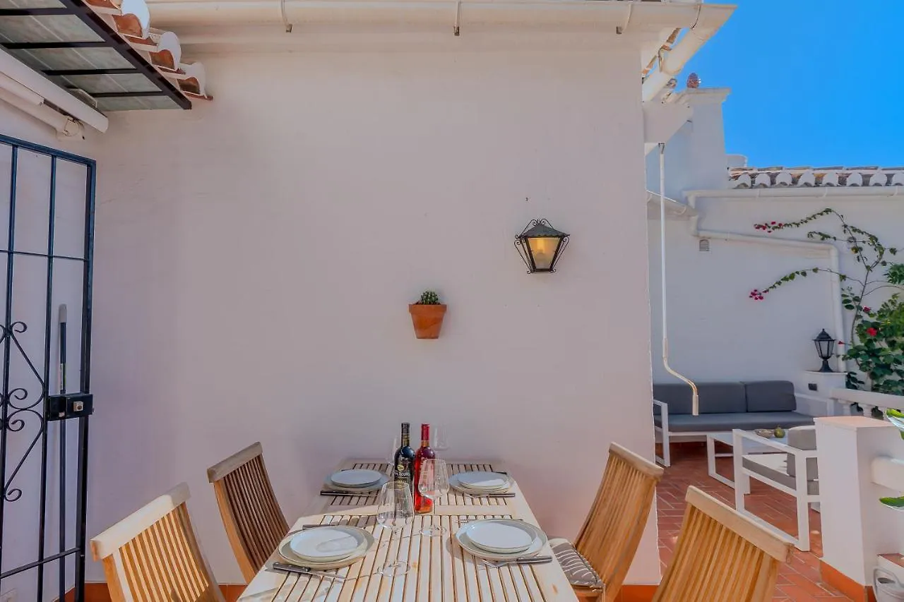 הוילה נרחה Tetuan 26 El Oasis De Capistrano 0*,  ספרד